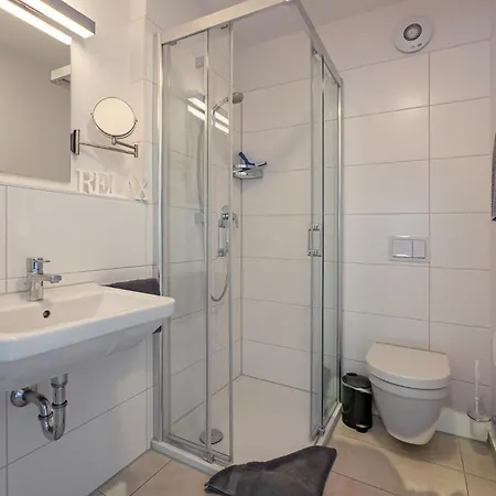 Maisonette Fewo Ostseeflair By Seeblick Ferien, Direkte Wasserlage, E-ladesaeule *