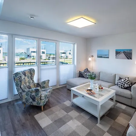 Maisonette Fewo Ostseeflair By Seeblick Ferien, Direkte Wasserlage, E-ladesaeule דירה *