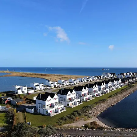 Maisonette Fewo Ostseeflair By Seeblick Ferien, Direkte Wasserlage, E-ladesaeule